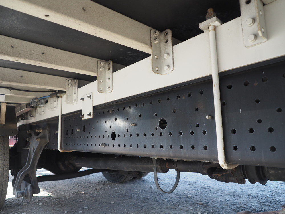 いすゞ フォワード ウイング車 中型 TKG-FRR90T2 年式 H28[写真47]