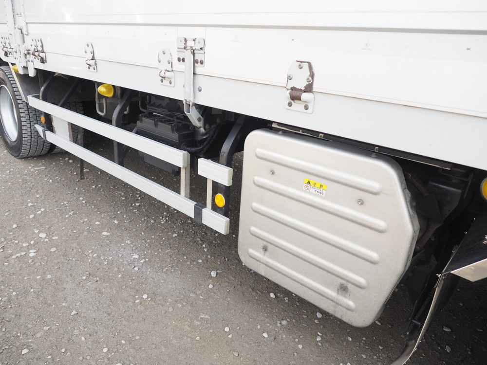 いすゞ ギガ ウイング車 大型 QKG-CYJ77A 年式 H24[写真11]