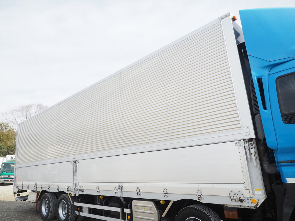 いすゞ ギガ ウイング車 大型 QKG-CYJ77A 年式 H24[写真10]