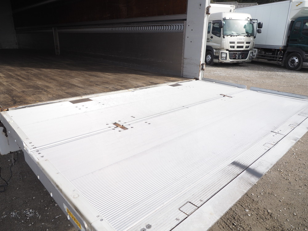 いすゞ ギガ ウイング車 大型 QKG-CYJ77A 年式 H24[写真29]