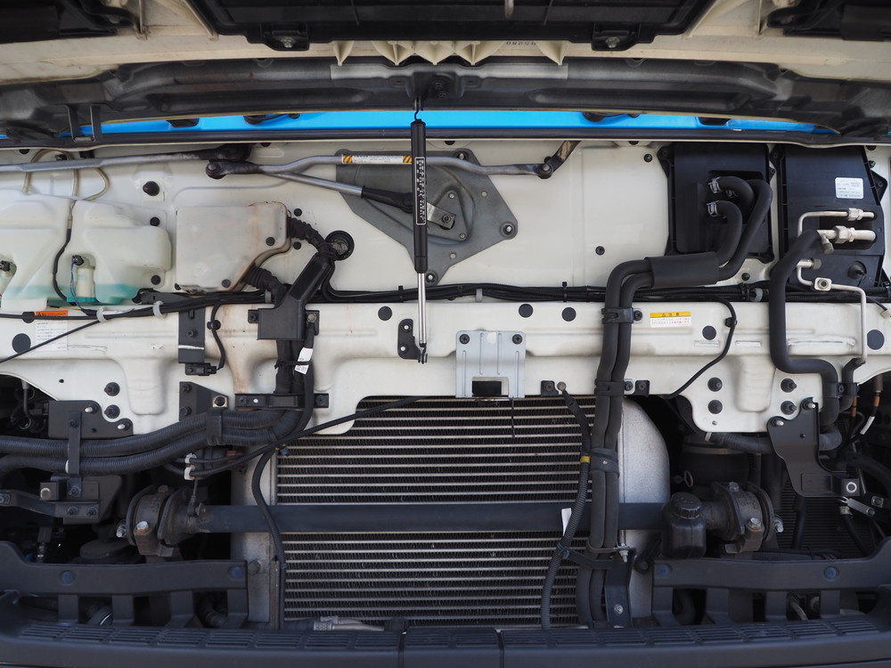 いすゞ ギガ ウイング車 大型 QKG-CYJ77A 年式 H24[写真54]