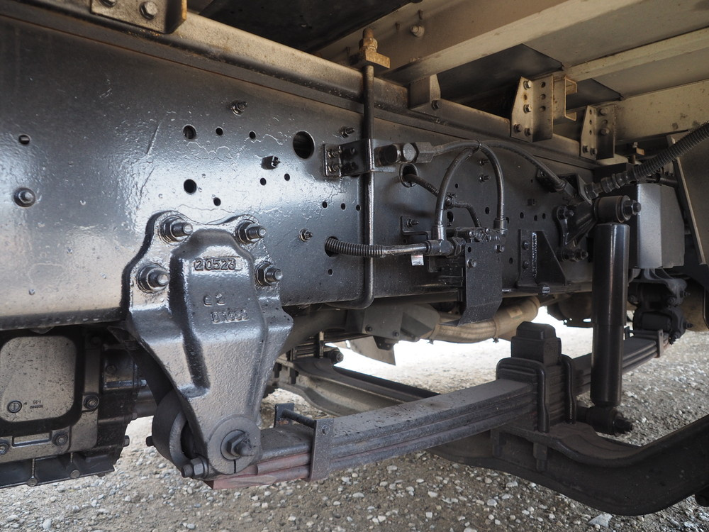 いすゞ ギガ ウイング車 大型 QKG-CYJ77A 年式 H24[写真50]