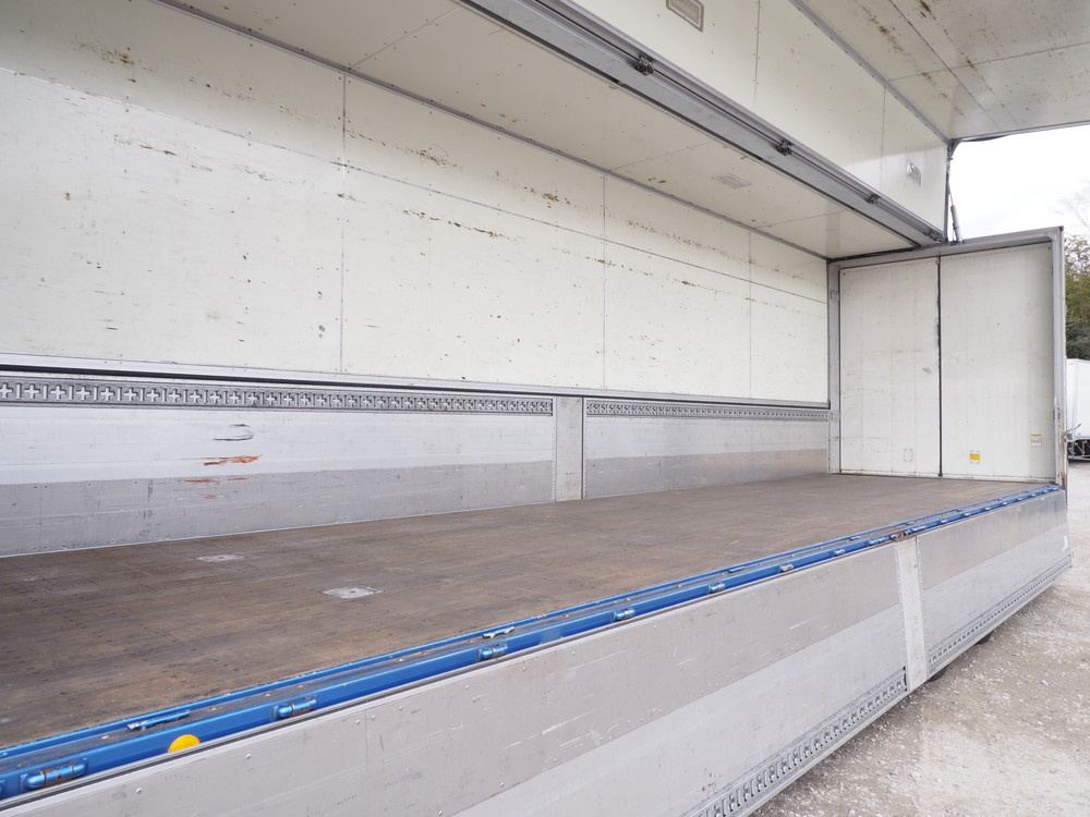 日野 グランドプロフィア ウイング車 大型 LKG-FW1EXBJ 年式 H23[写真21]