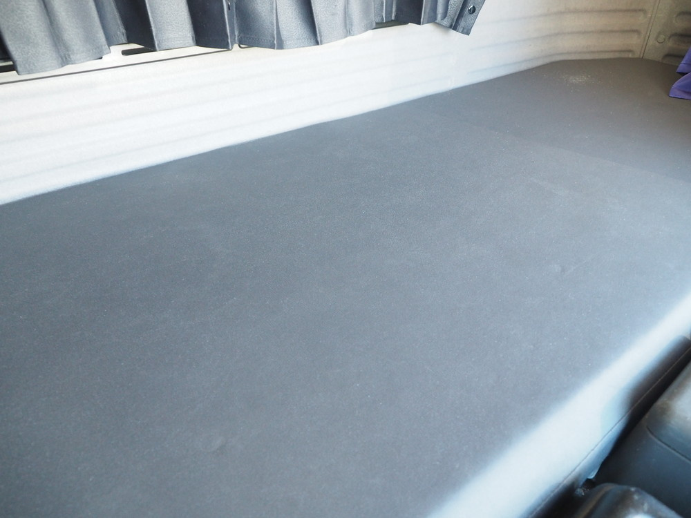 いすゞ ギガ ウイング車 大型 QKG-CYJ77A 年式 H26[写真44]