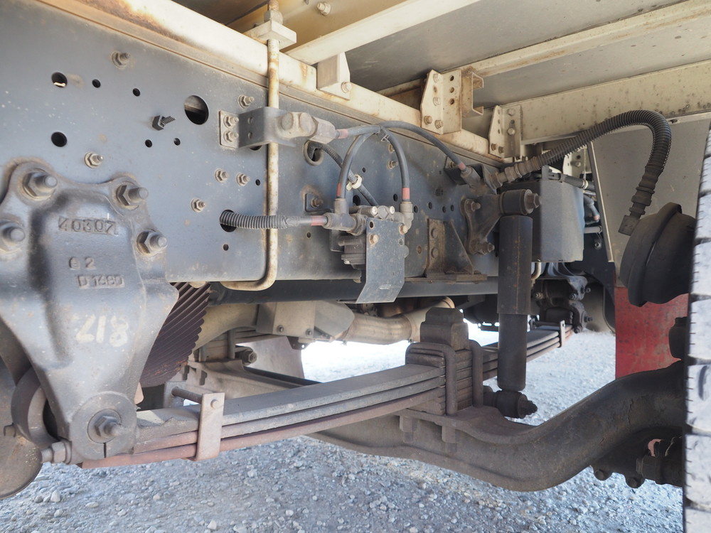 いすゞ ギガ ウイング車 大型 QKG-CYJ77A 年式 H26[写真47]