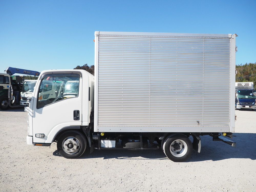 いすゞ エルフ バン車 小型 BKG-NLR85AN 年式 H20[写真11]