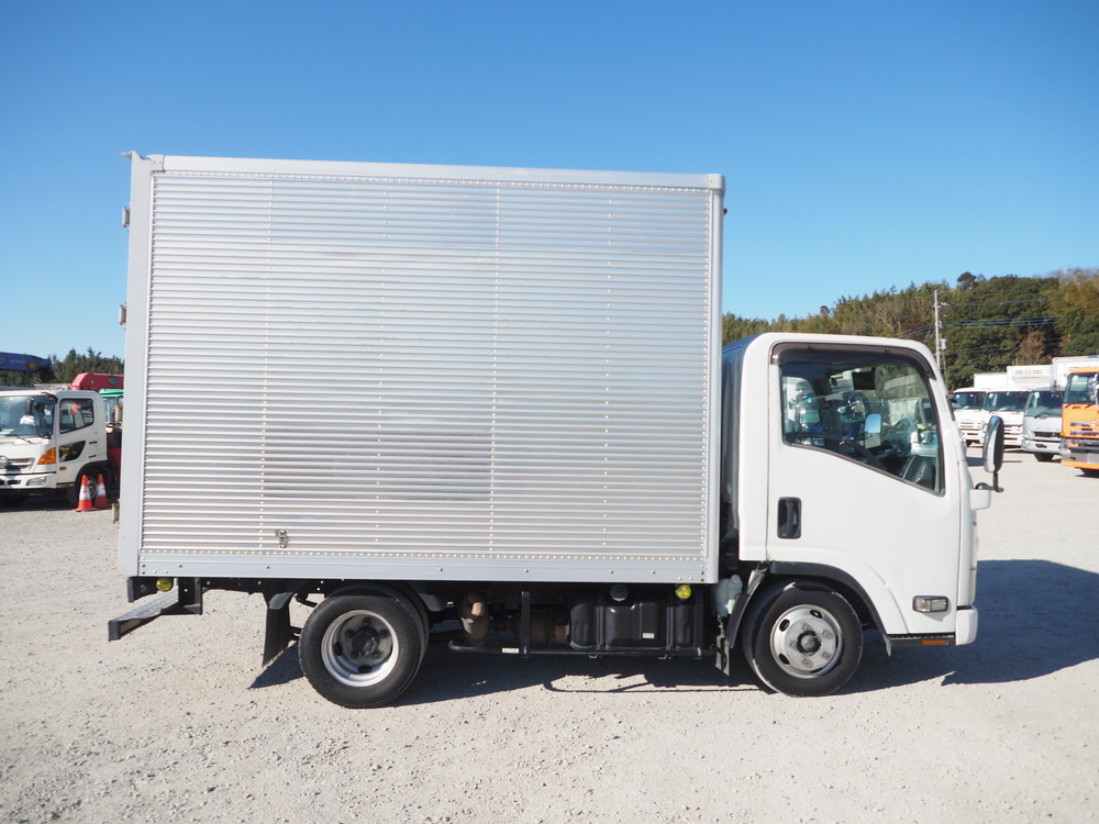 いすゞ エルフ バン車 小型 BKG-NLR85AN 年式 H20[写真08]