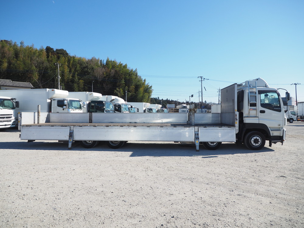 いすゞ ギガ 平ボディ 大型 QKG-CYJ77A 年式 H27[写真09]