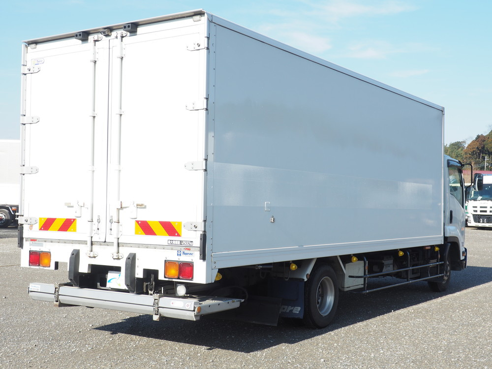 いすゞ フォワード 冷凍バン 中型 TKG-FRR90T2 年式 H27[写真05]