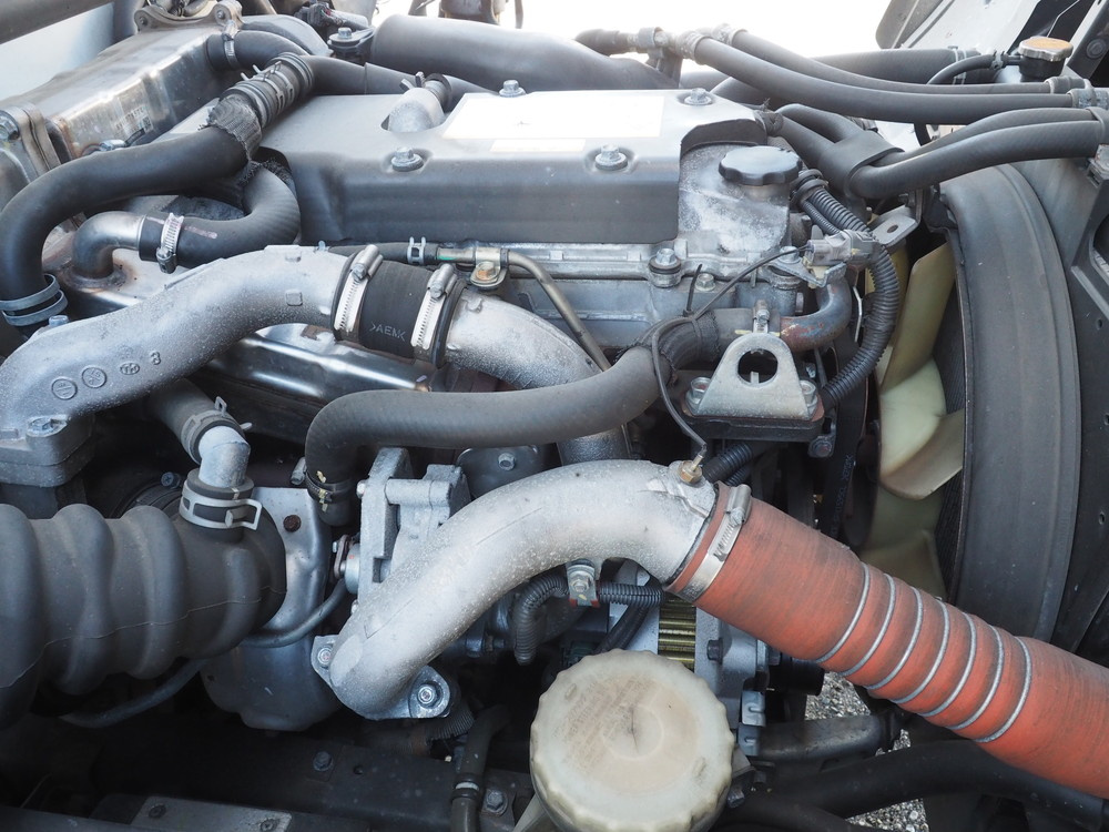 いすゞ フォワード 冷凍バン 中型 TKG-FRR90T2 年式 H27[写真54]