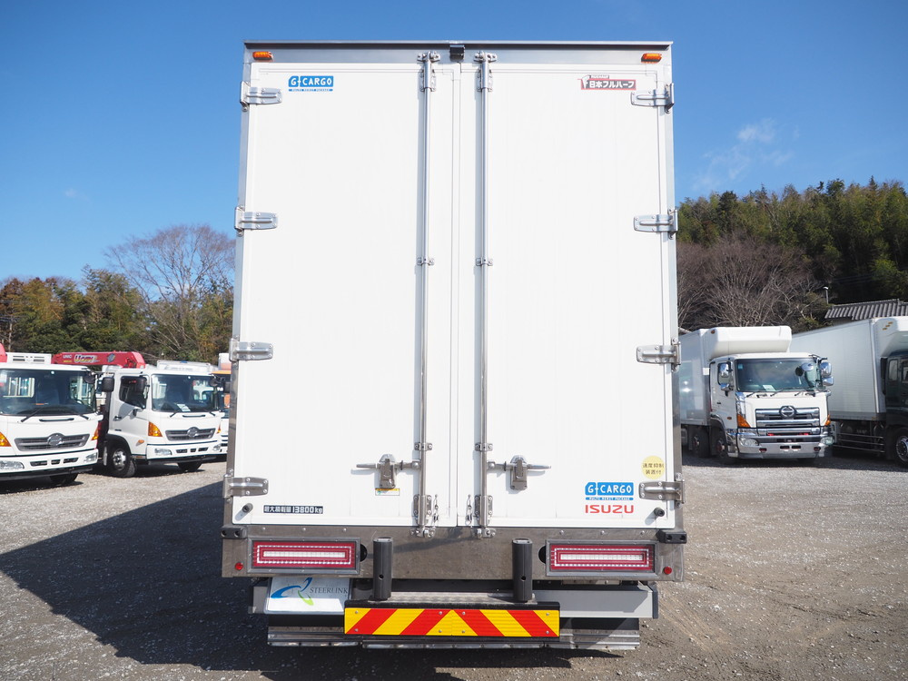 いすゞ ギガ ウイング車 大型 QKG-CYJ77B 年式 H29[写真07]