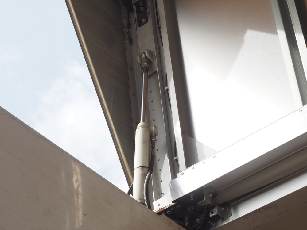 日野 グランドプロフィア ウイング車 大型 LKG-FW1EXBG 年式 H23[写真19]