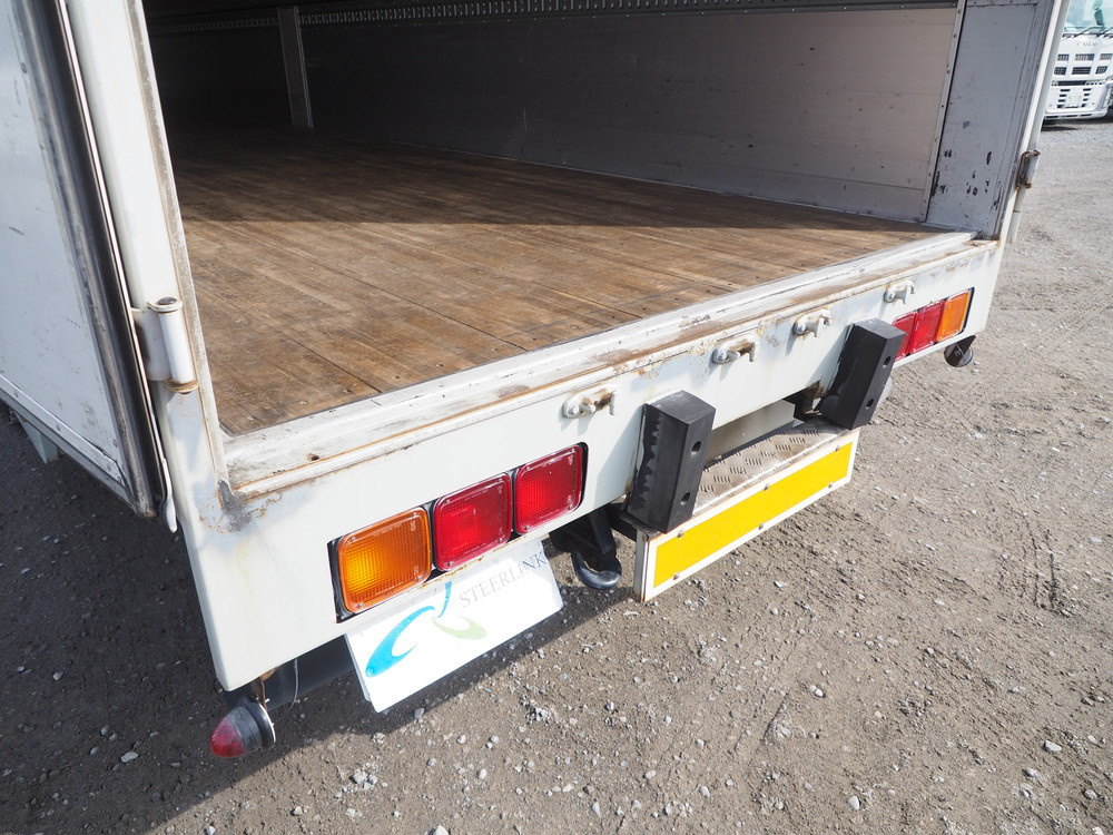 日野 グランドプロフィア ウイング車 大型 LKG-FW1EXBG 年式 H23[写真30]