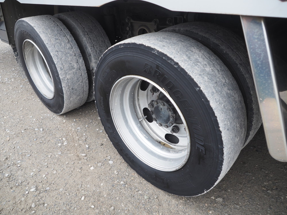 いすゞ ギガ ウイング車 大型 PKG-CYJ77W8 年式 H20[写真52]