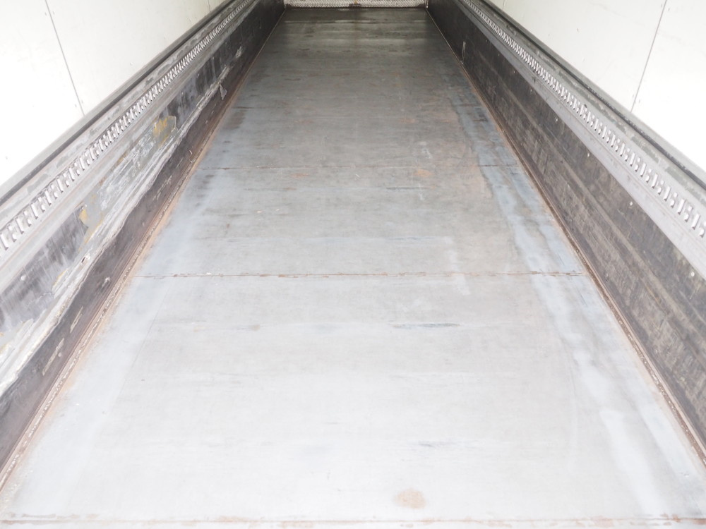 いすゞ ギガ ウイング車 大型 PKG-CYJ77W8 年式 H20[写真27]