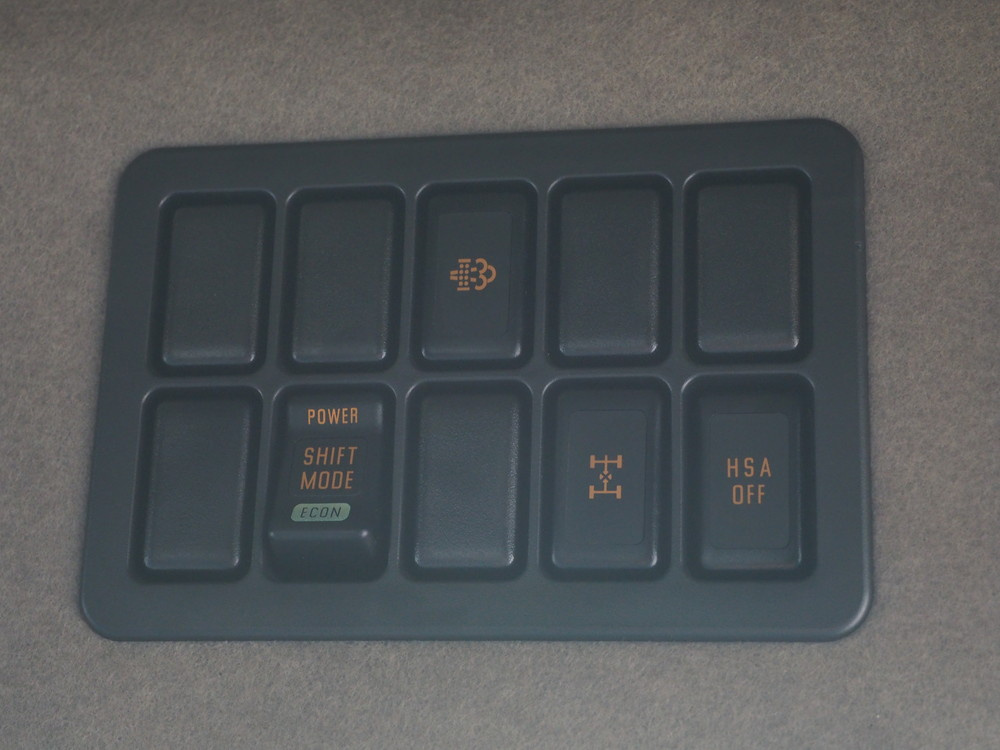 いすゞ ギガ ウイング車 大型 PKG-CYJ77W8 年式 H20[写真40]