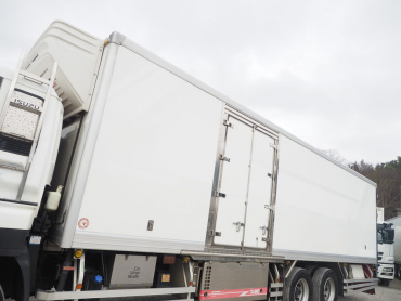 いすゞ ギガ 冷凍バン 大型 LKG-CYL77AA 年式 H22 [写真16]