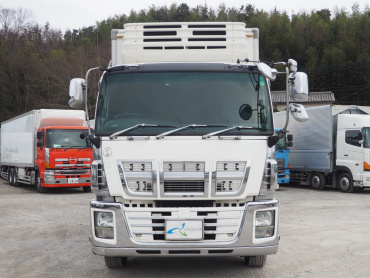 いすゞ ギガ 冷凍バン 大型 LKG-CYL77AA 年式 H22 [写真03]