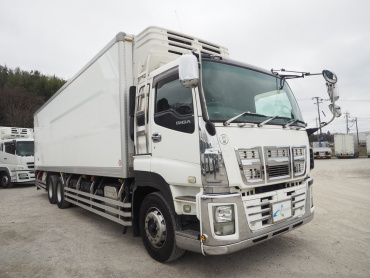 いすゞ ギガ 冷凍バン 大型 LKG-CYL77AA 年式 H22 [写真04]