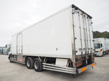 いすゞ ギガ 冷凍バン 大型 LKG-CYL77AA 年式 H22 [写真07]