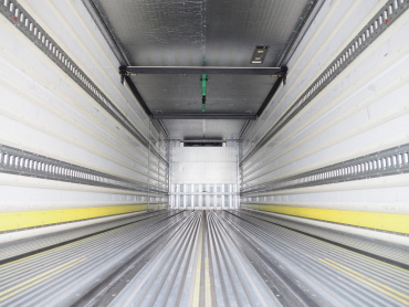 いすゞ ギガ 冷凍バン 大型 LKG-CYL77AA 年式 H22 [写真24]