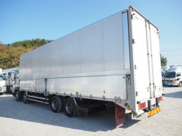 いすゞ ギガ ウイング車 大型 QKG-CYJ77A 年式 H26 [写真07]