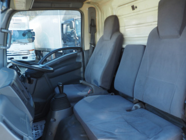 いすゞ エルフ バン車 小型 BKG-NLR85AN 年式 H20 [写真23]