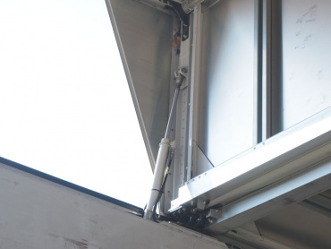 日野 レンジャー ウイング車 中型 BKG-FD7JLYA 年式 H22 [写真17]