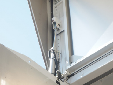 三菱ふそう ファイター ウイング車 中型 TKG-FK64F 年式 H25 [写真17]