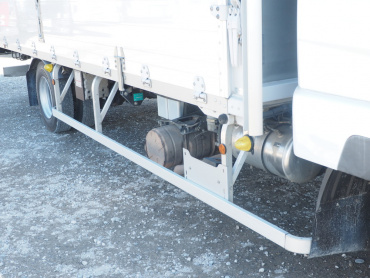 三菱ふそう ファイター ウイング車 中型 TKG-FK64F 年式 H25 [写真10]