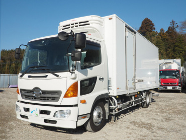 日野 レンジャー 冷凍バン 中型 TKG-FC9JKAG 年式 H25 [写真01]