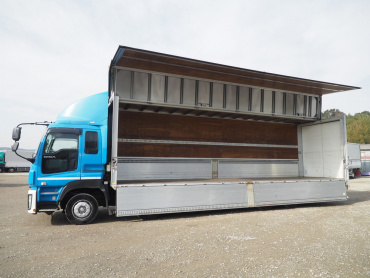 いすゞ ギガ ウイング車 大型 QKG-CYJ77A 年式 H24 [写真17]