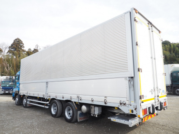 いすゞ ギガ ウイング車 大型 QKG-CYJ77A 年式 H24 [写真08]