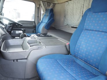 いすゞ ギガ ウイング車 大型 QKG-CYJ77A 年式 H24 [写真45]