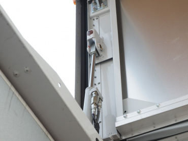 三菱ふそう キャンター ウイング車 小型 TKG-FEB50 年式 H26 [写真13]