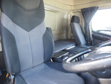 日野 グランドプロフィア ウイング車 大型 LKG-FW1EXBJ 年式 H23 [写真31]