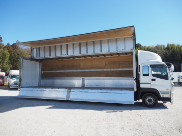 いすゞ ギガ ウイング車 大型 QKG-CYJ77A 年式 H26 [写真14]