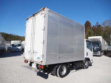 いすゞ エルフ バン車 小型 BKG-NLR85AN 年式 H20 [写真05]