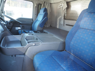 いすゞ ギガ 平ボディ 大型 QKG-CYJ77A 年式 H27 [写真38]