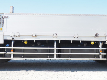 いすゞ ギガ 平ボディ 大型 QKG-CYJ77A 年式 H27 [写真14]