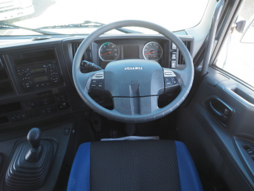 いすゞ ギガ ウイング車 大型 QKG-CYJ77B 年式 H29 [写真39]