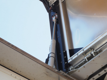 いすゞ ギガ ウイング車 大型 QKG-CYJ77B 年式 H29 [写真19]