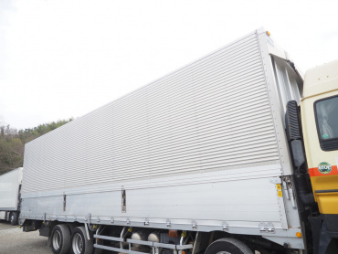 いすゞ ギガ ウイング車 大型 PKG-CYJ77W8 年式 H20 [写真10]