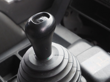 いすゞ ギガ ウイング車 大型 PKG-CYJ77W8 年式 H20 [写真36]