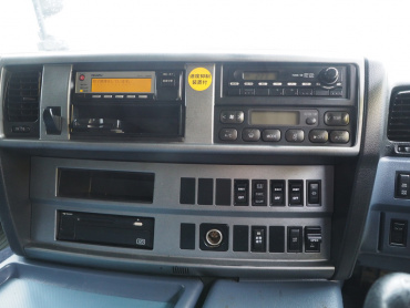 日野 グランドプロフィア ウイング車 大型 BDG-FW1EXYG 年式 H22 [写真33]