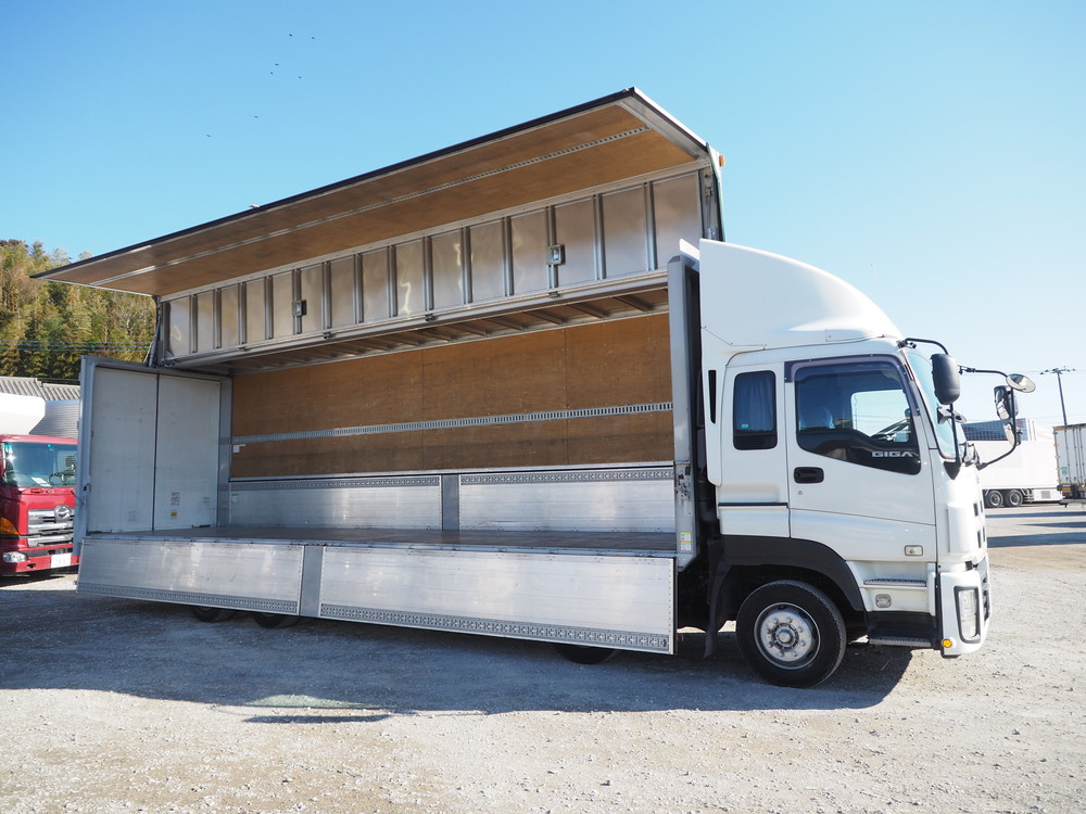 いすゞ ギガ ウイング車 大型 QKG-CYJ77A 年式 H26[写真11]