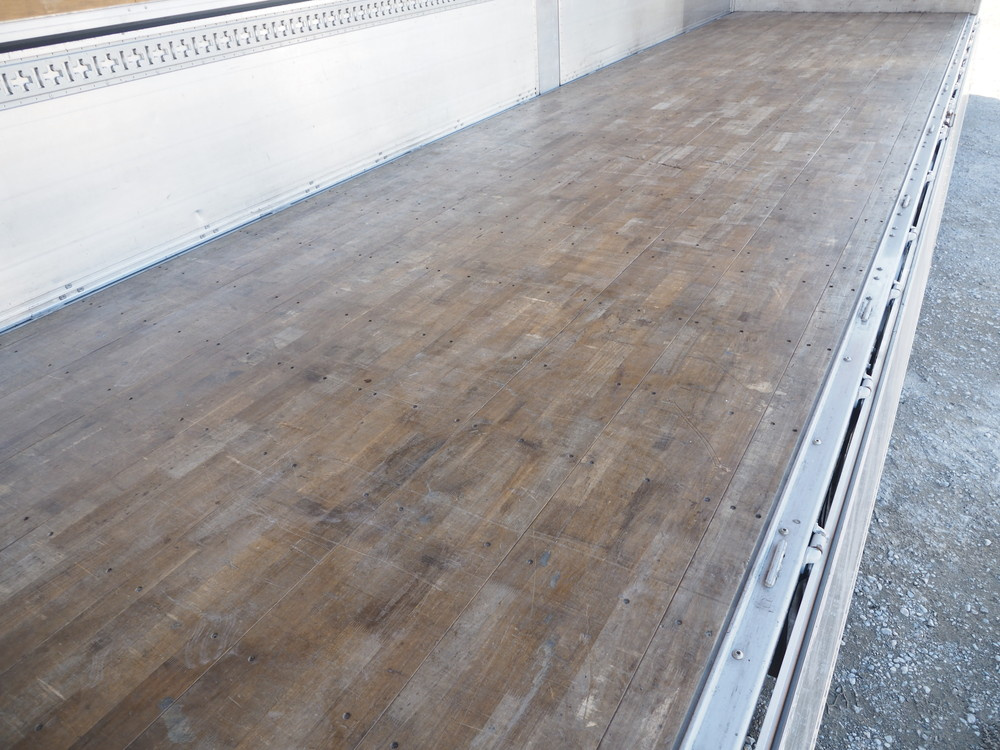 いすゞ ギガ ウイング車 大型 QKG-CYJ77A 年式 H26[写真23]