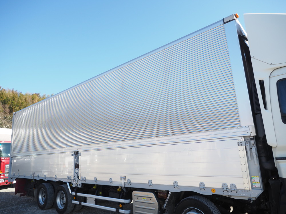 いすゞ ギガ ウイング車 大型 QKG-CYJ77A 年式 H26[写真09]