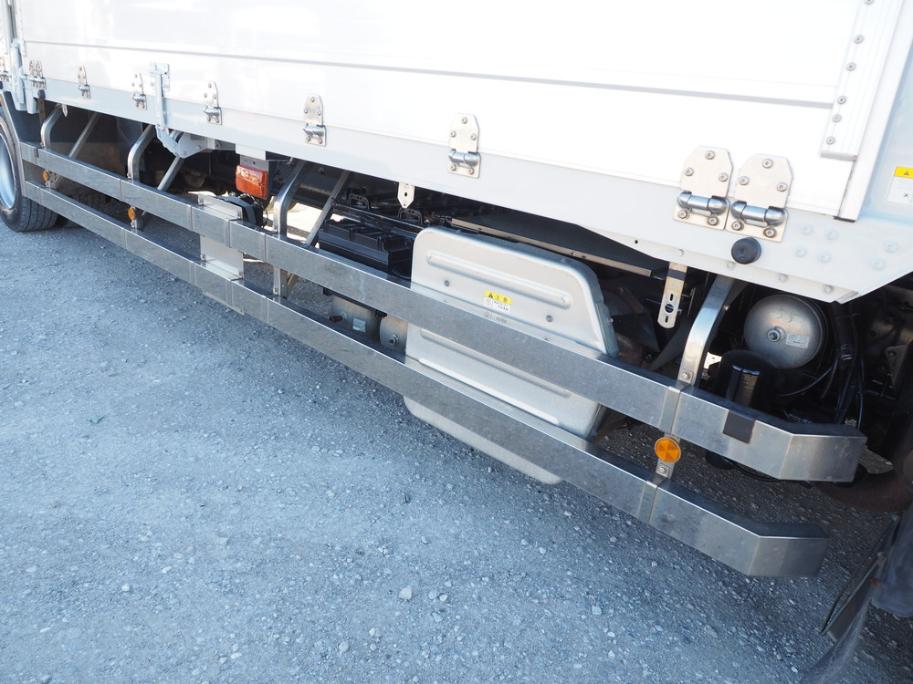 いすゞ ギガ ウイング車 大型 LKG-CYY77AY 年式 H24[写真13]