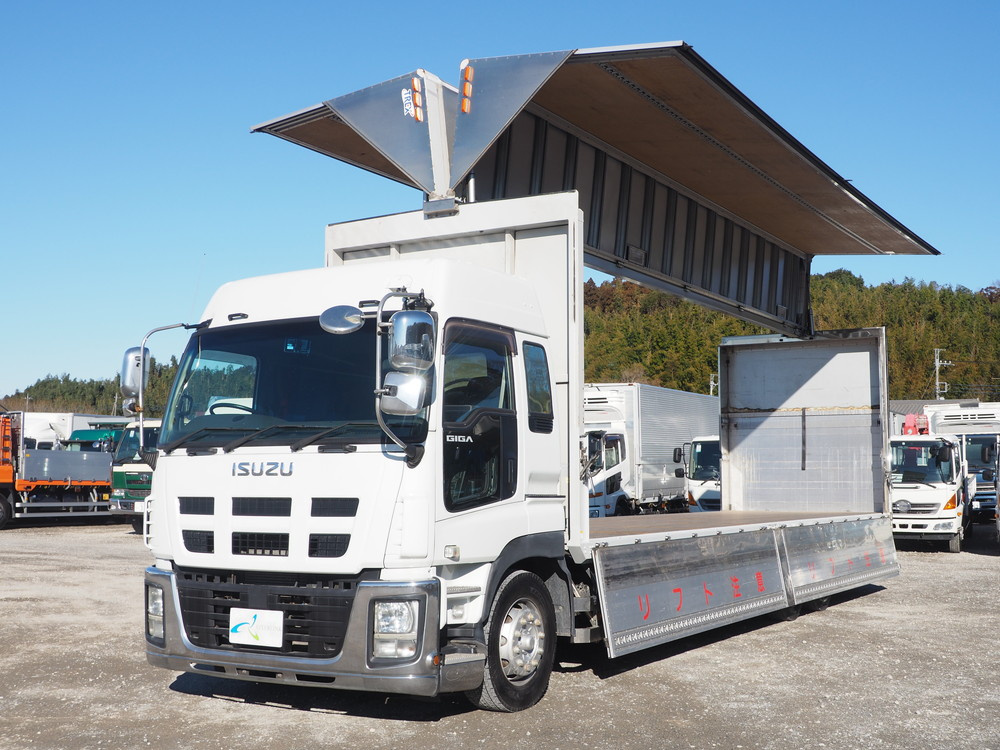 いすゞ ギガ ウイング車 大型 LKG-CYY77AY 年式 H24[写真11]